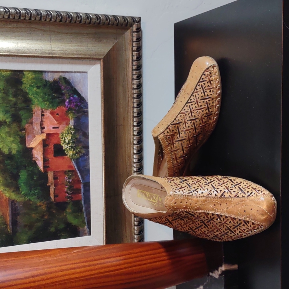 Stylish Tan Mules with Patterned Design
